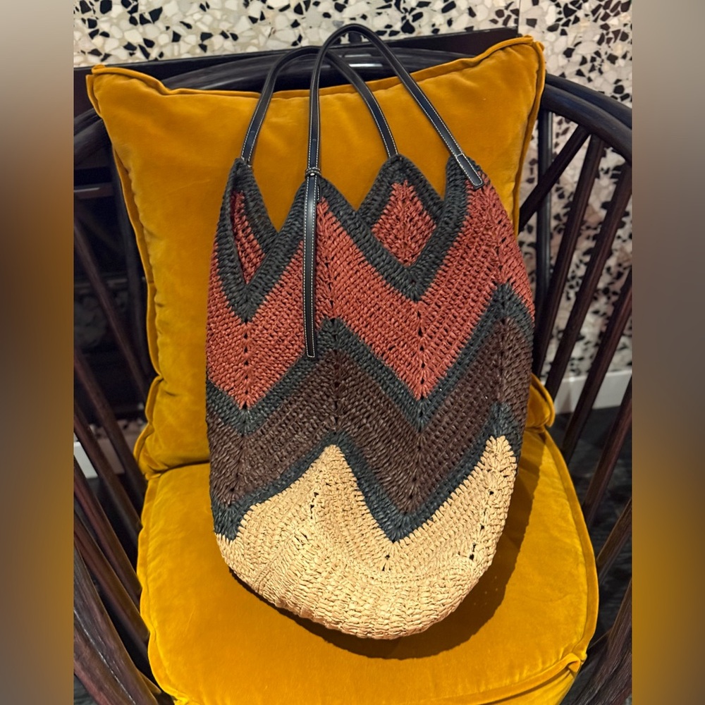 Zara Chevron Pattern Woven Tote Bag - Picture 2 of 7